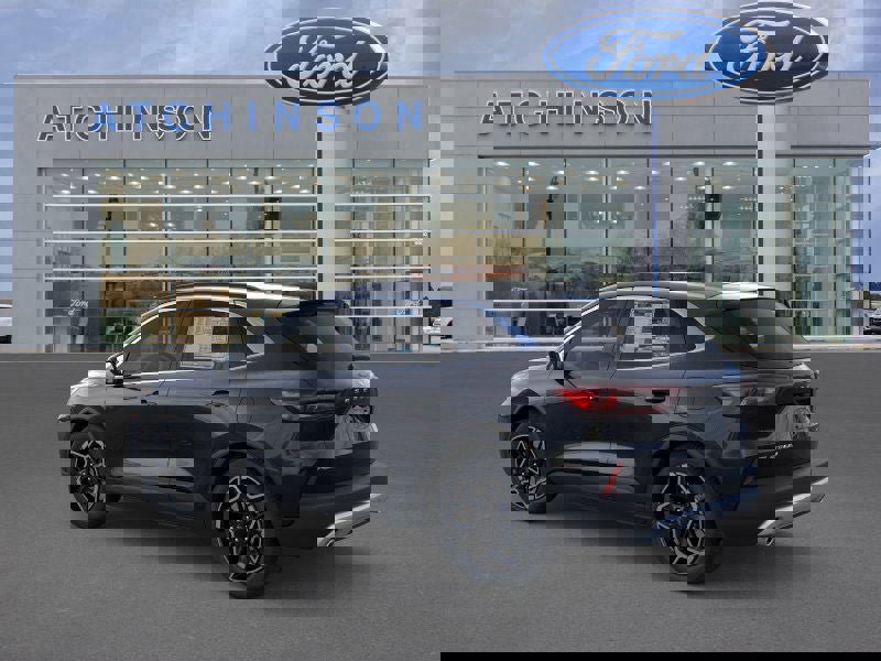 New 2026 Ford Escape Platinum w/ Premium Technology Package image 4