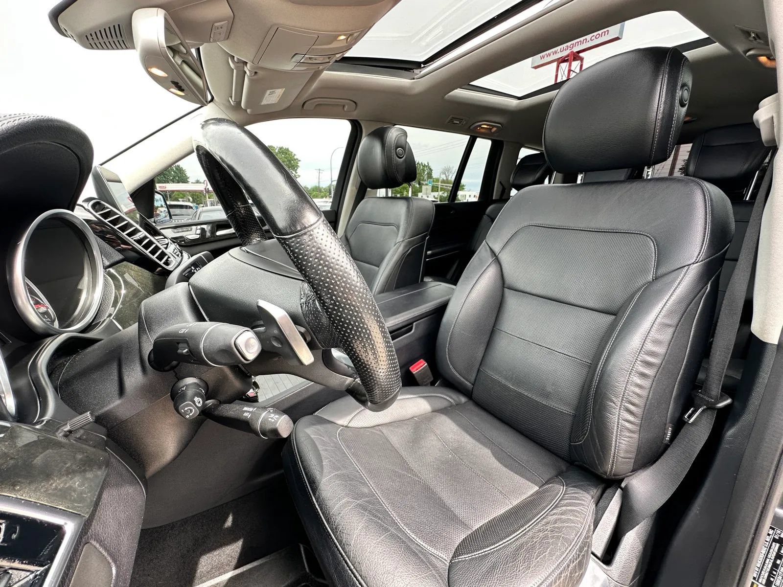 Used 2018 Mercedes-Benz GLS 550 4MATIC w/ Driver Assistance Package image 15