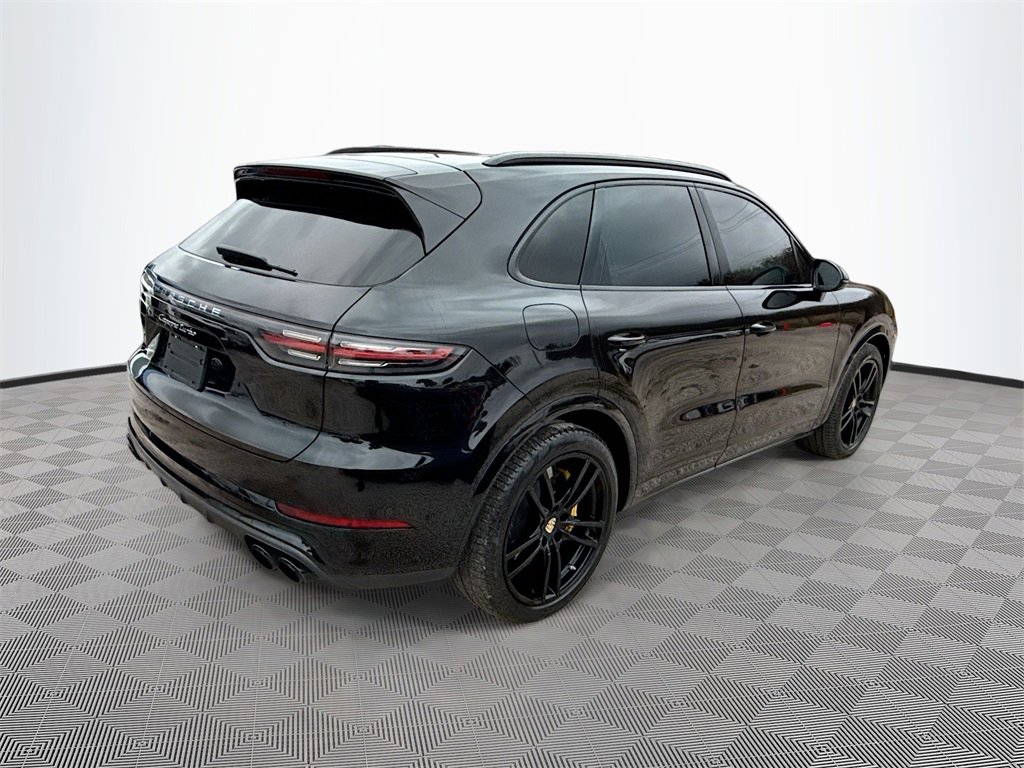 Used 2019 Porsche Cayenne Turbo w/ Premium Plus Package image 6
