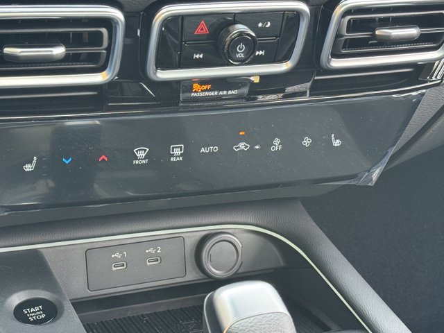 New 2026 Nissan Sentra SV w/ SV Convenience Package FWD image 18