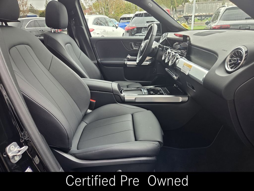 Used 2026 Mercedes-Benz GLB 250 4MATIC image 33