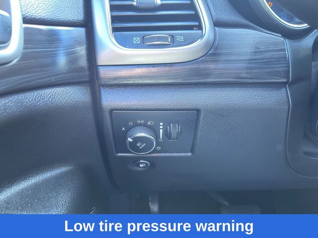 Used 2021 Jeep Grand Cherokee Laredo image 18