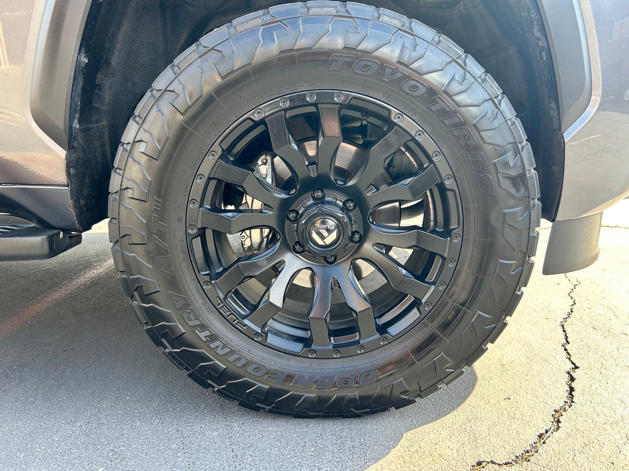 Certified 2023 Toyota Sequoia SR5 w/ SR5 Premium Package AWD/4WD image 32