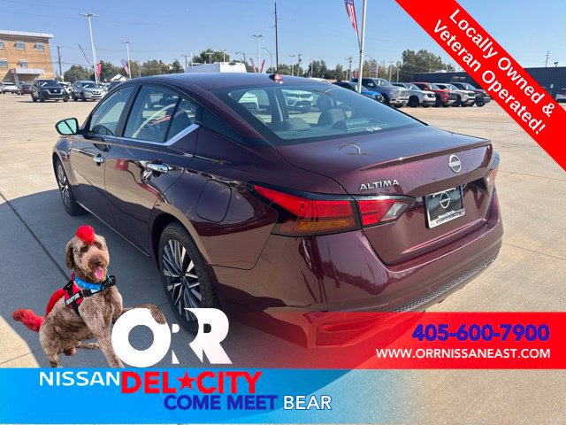 Used 2025 Nissan Altima 2.5 SV FWD image 3