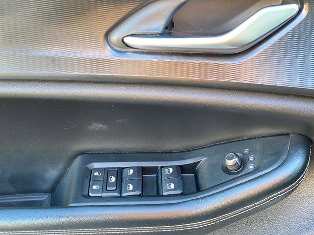 Used 2023 Jeep Grand Cherokee L Laredo image 20