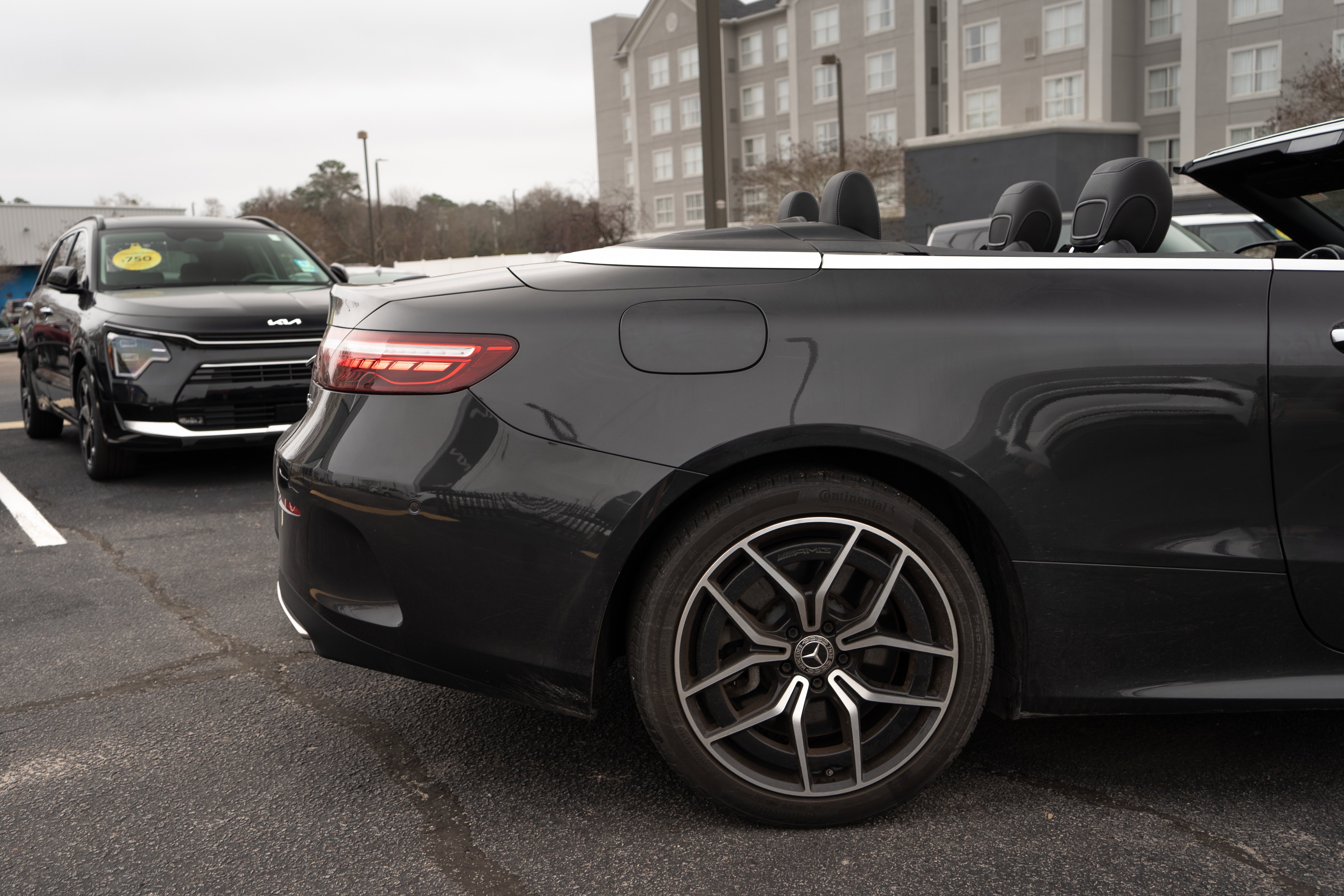 Used 2021 Mercedes-Benz E 450 4MATIC Cabriolet w/ AMG Line image 11