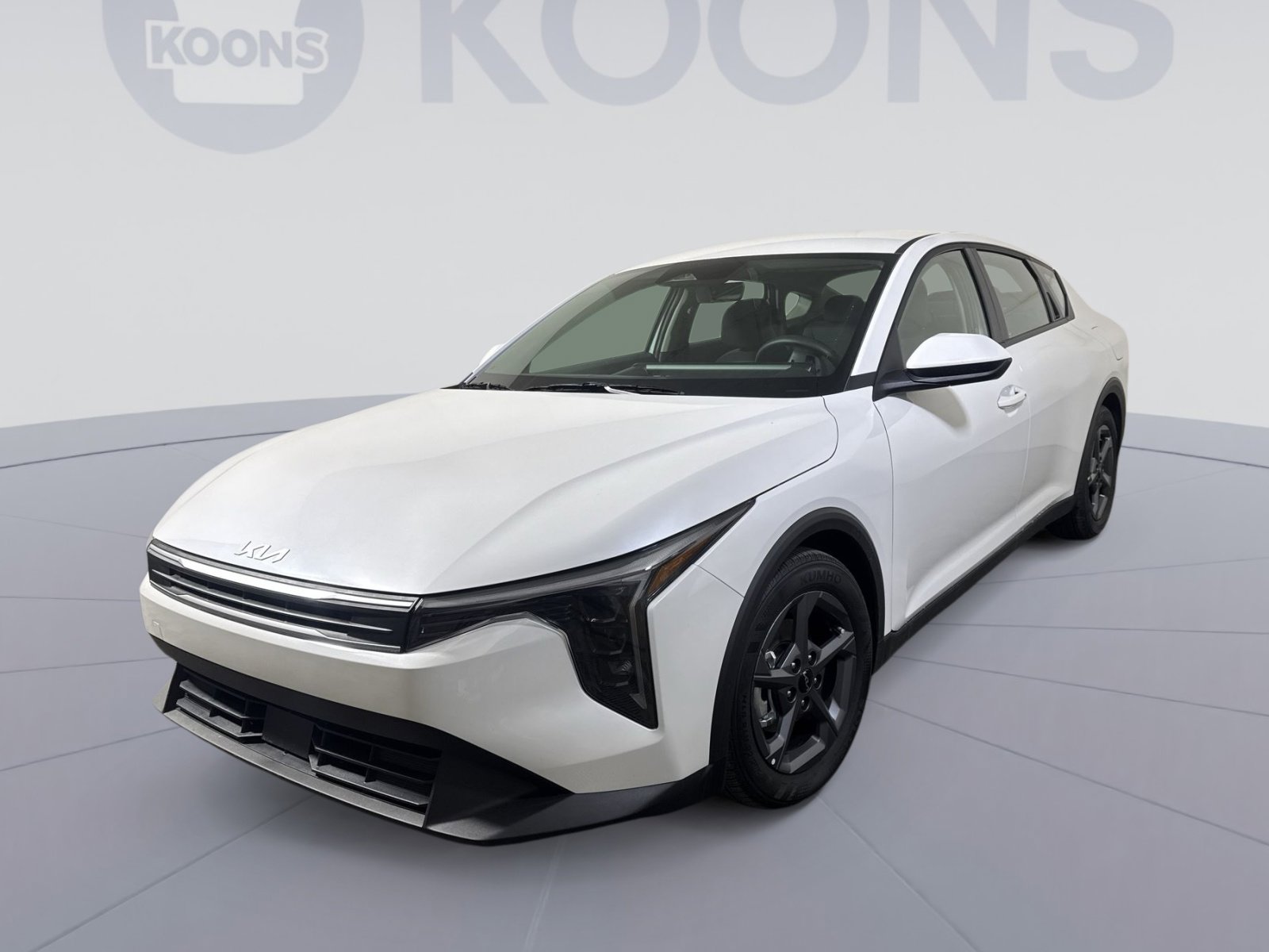 New 2025 Kia K4 LXS image 1