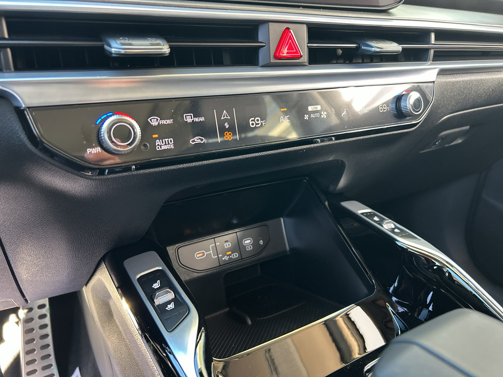 New 2026 Kia Sorento AWD image 25