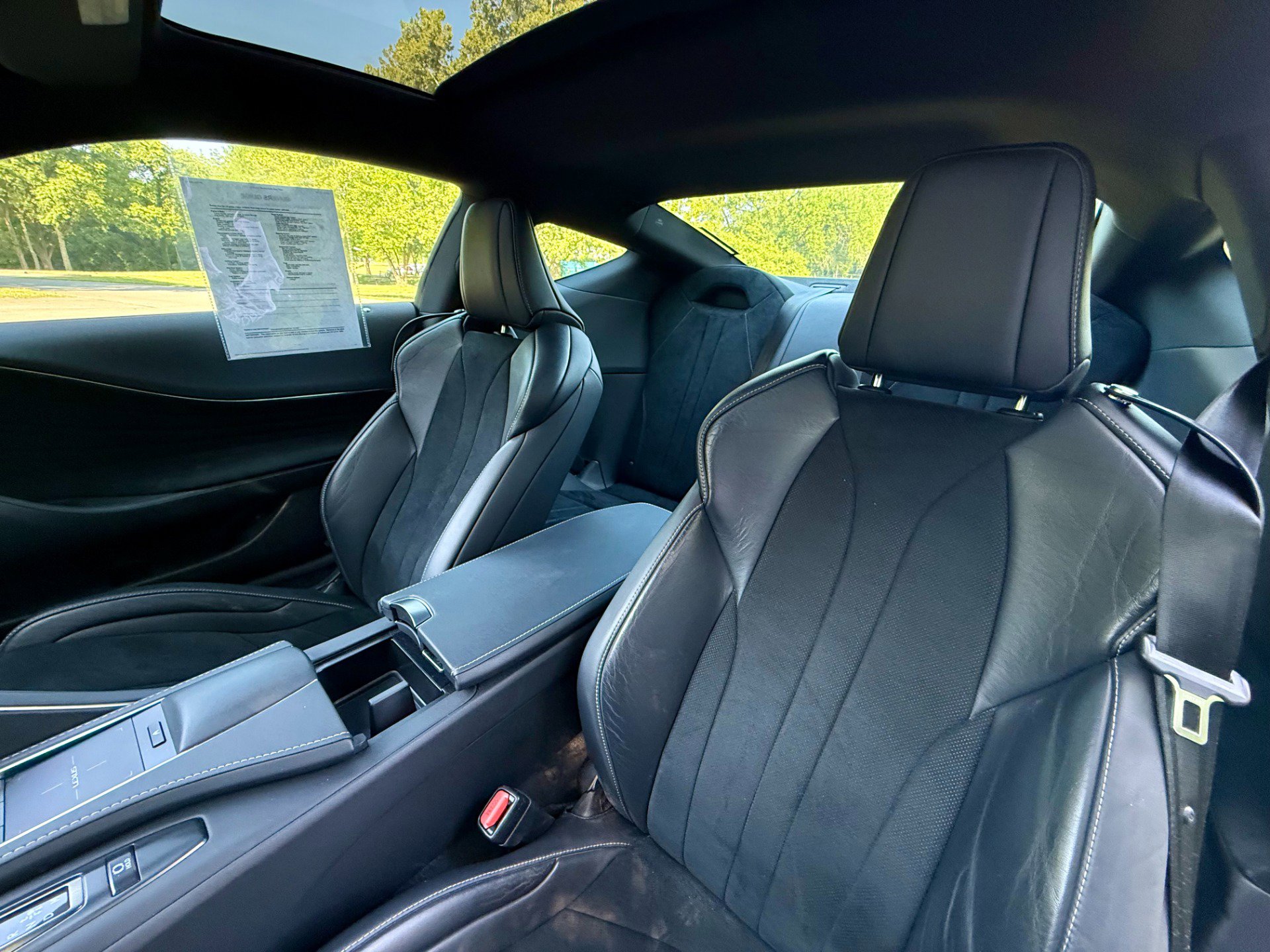 Used 2018 Lexus LC 500 Coupe w/ Sport Package RWD image 11