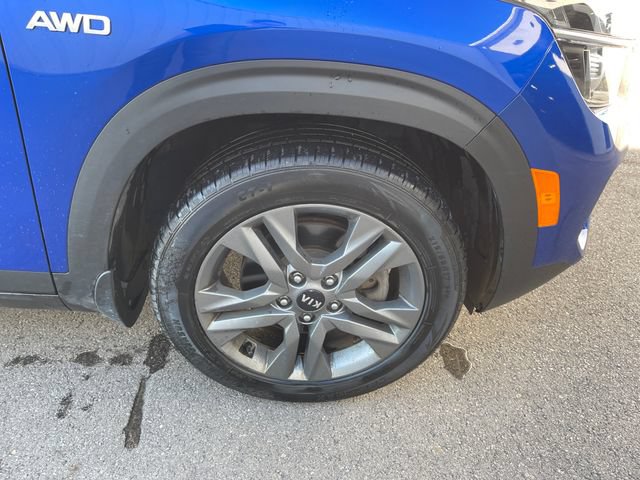 Used 2021 Kia Seltos S AWD/4WD image 35
