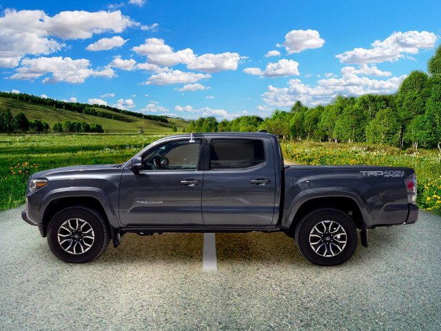 Used 2020 Toyota Tacoma TRD Sport w/ TRD Premium Sport Package AWD/4WD image 3