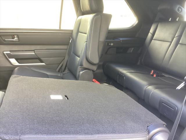 Certified 2025 Toyota Sequoia Platinum image 5