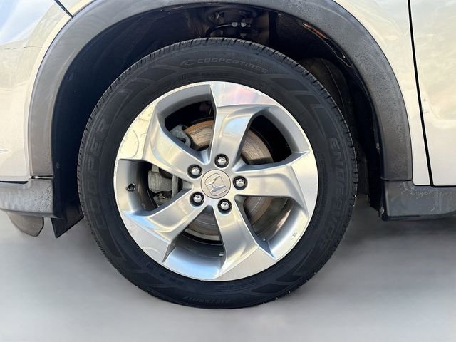 Used 2017 Honda HR-V EX-L image 40