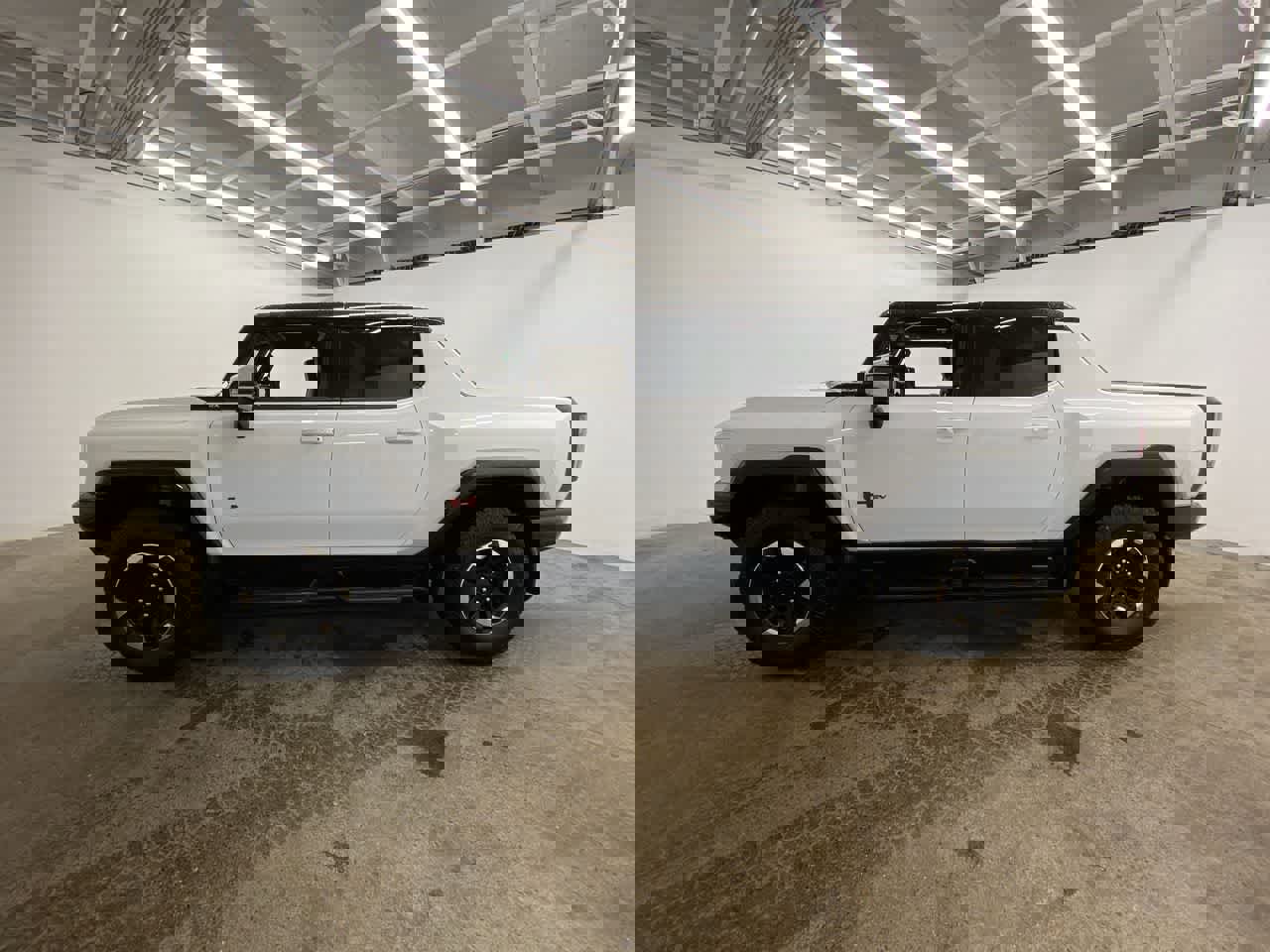 Used 2024 GMC Hummer EV 2X w/ Extreme Off-Road Package image 3