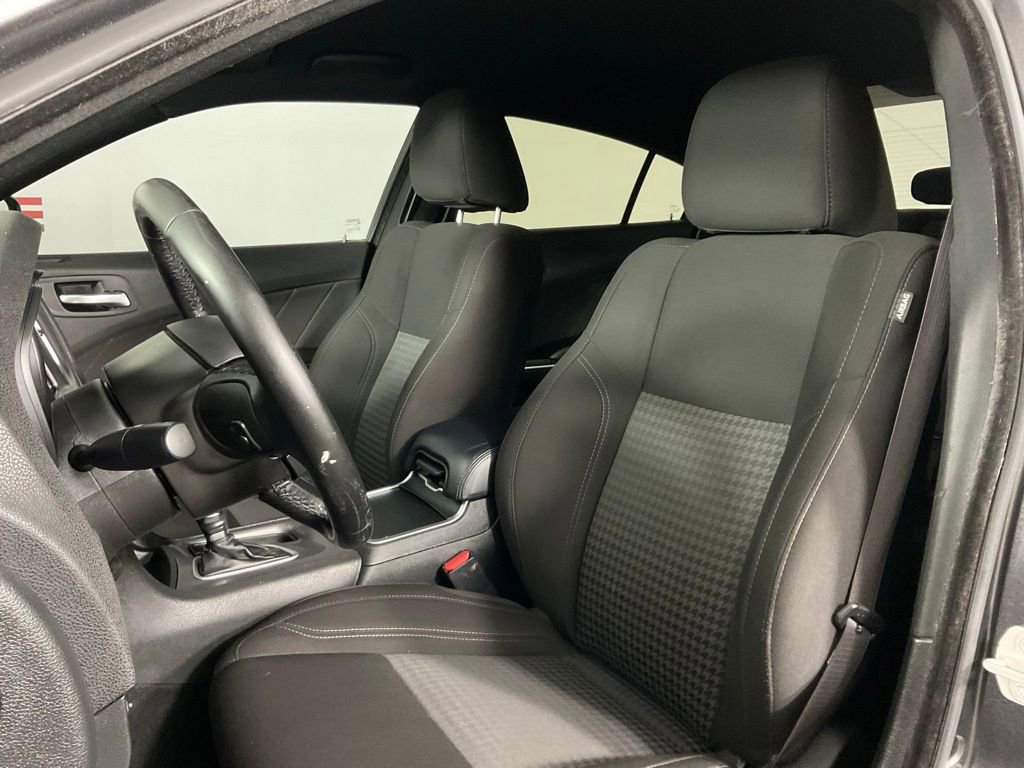 Used 2023 Dodge Charger SXT RWD image 14