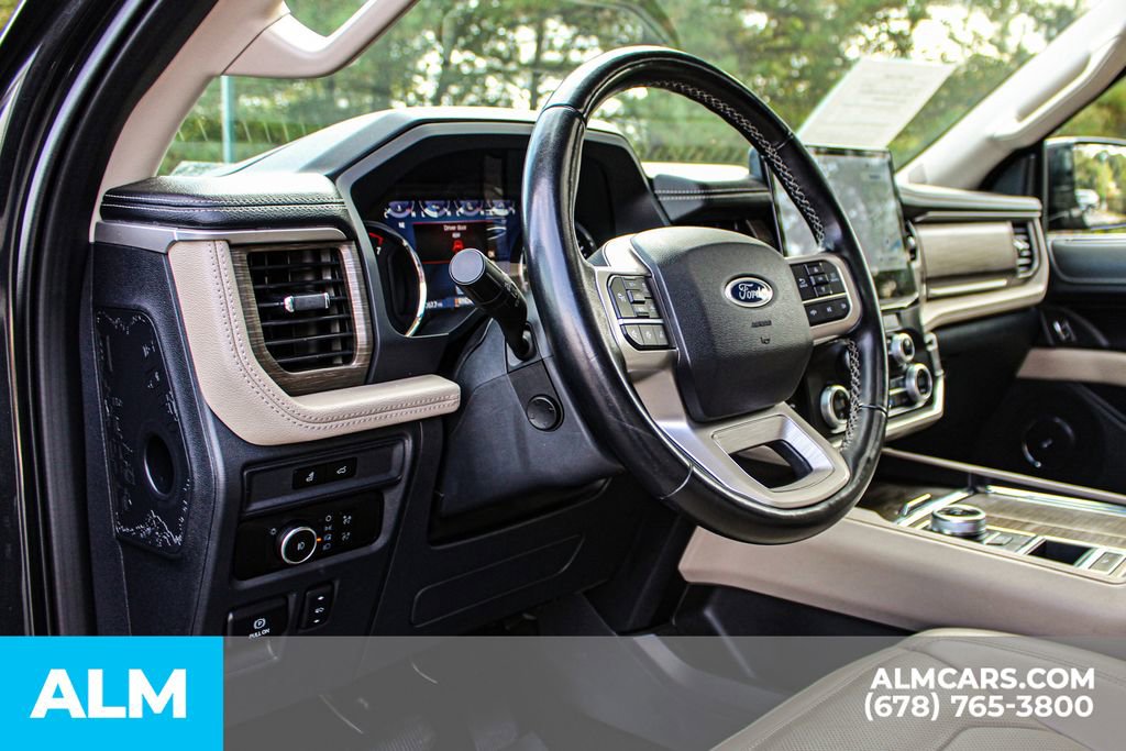 Used 2023 Ford Expedition Max Limited image 32