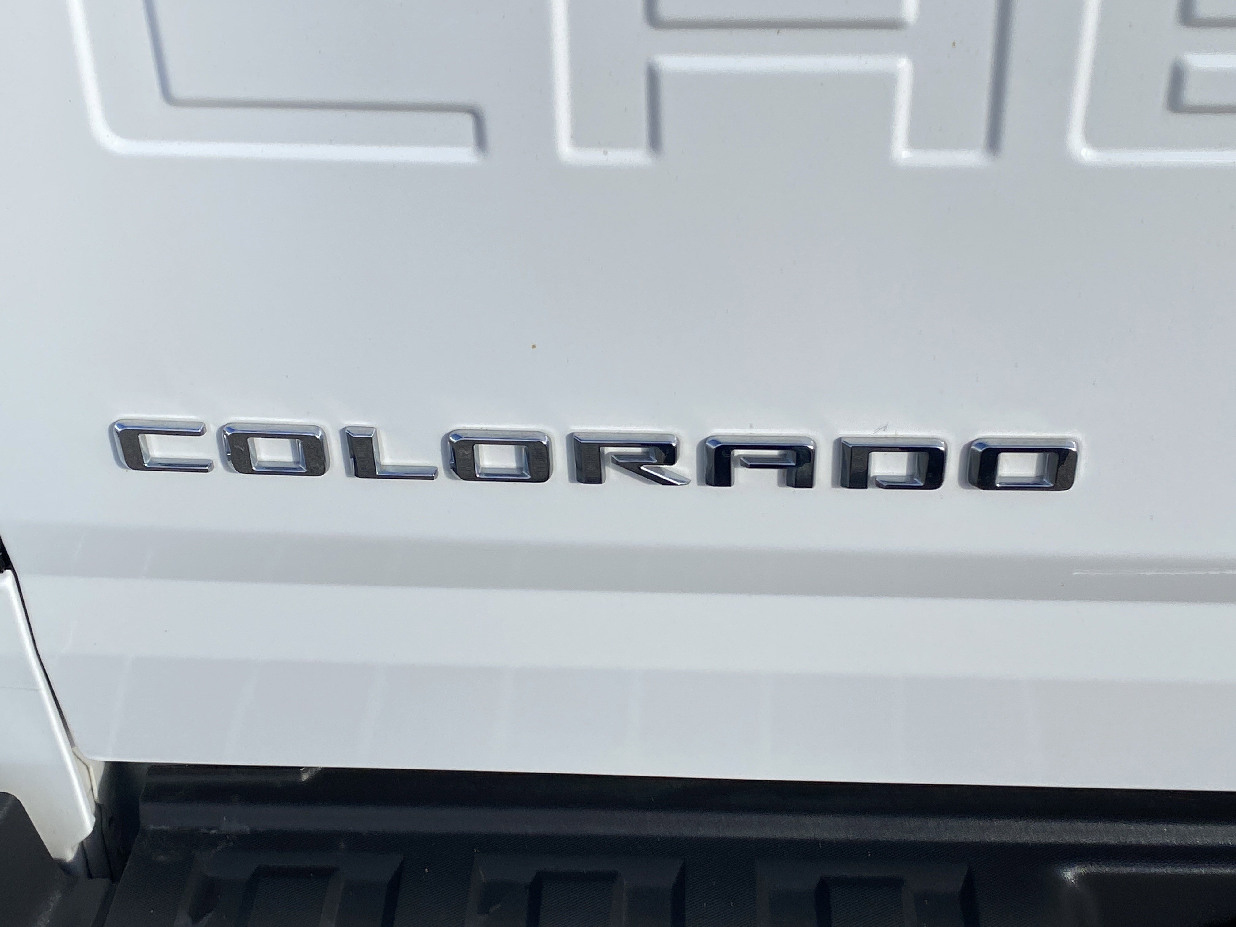 Used 2022 Chevrolet Colorado LT w/ Safety Package image 26