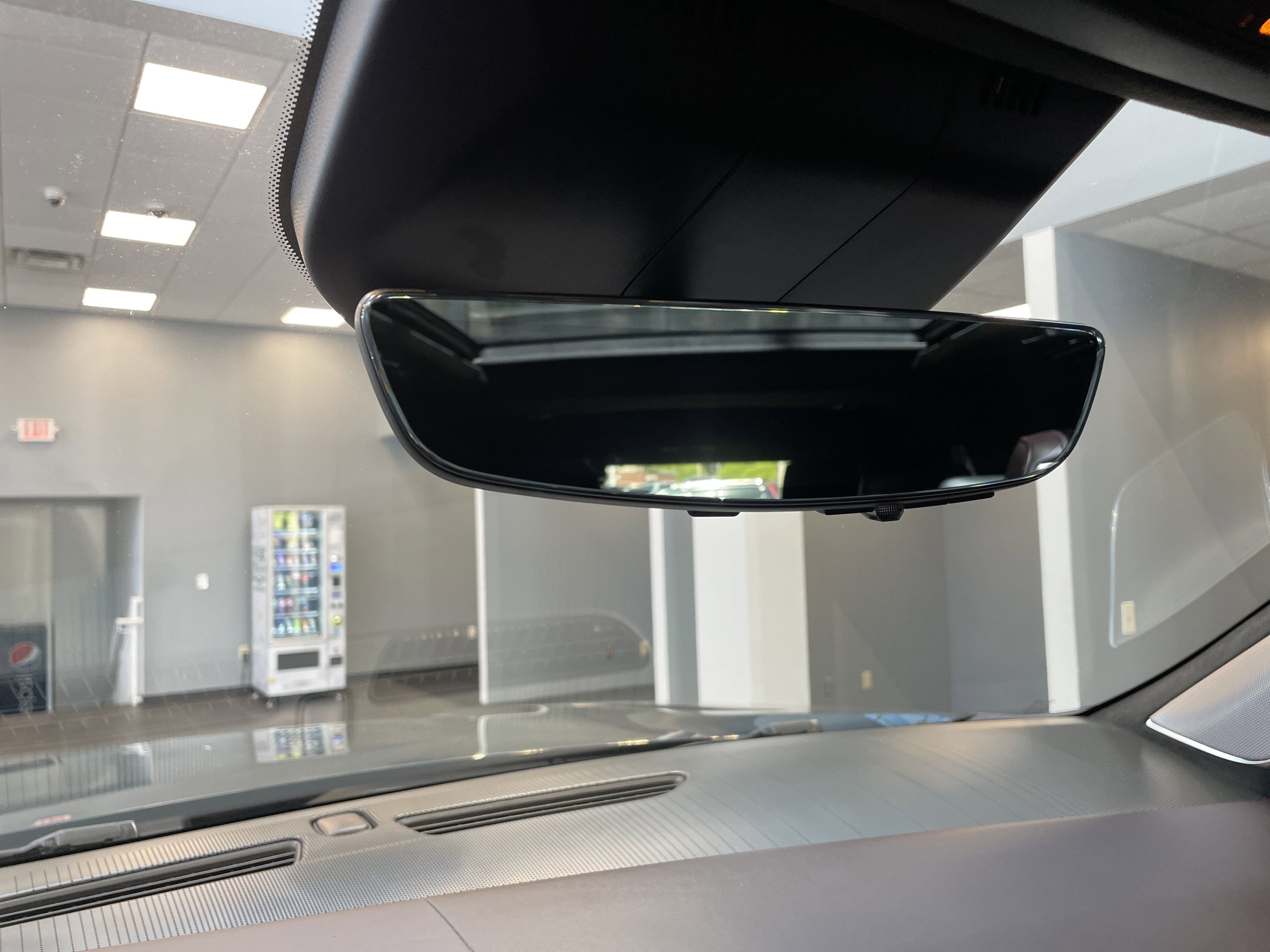 Used 2021 Cadillac Escalade Sport Platinum image 35