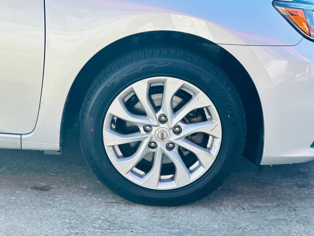 Used 2019 Nissan Sentra SV FWD image 7