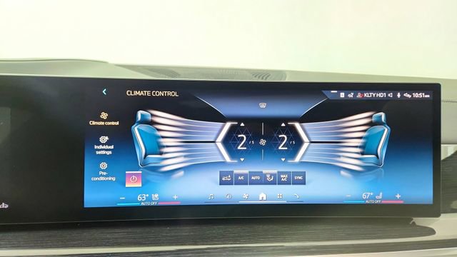 Used 2026 BMW X6 xDrive40i w/ Climate Comfort Package image 52