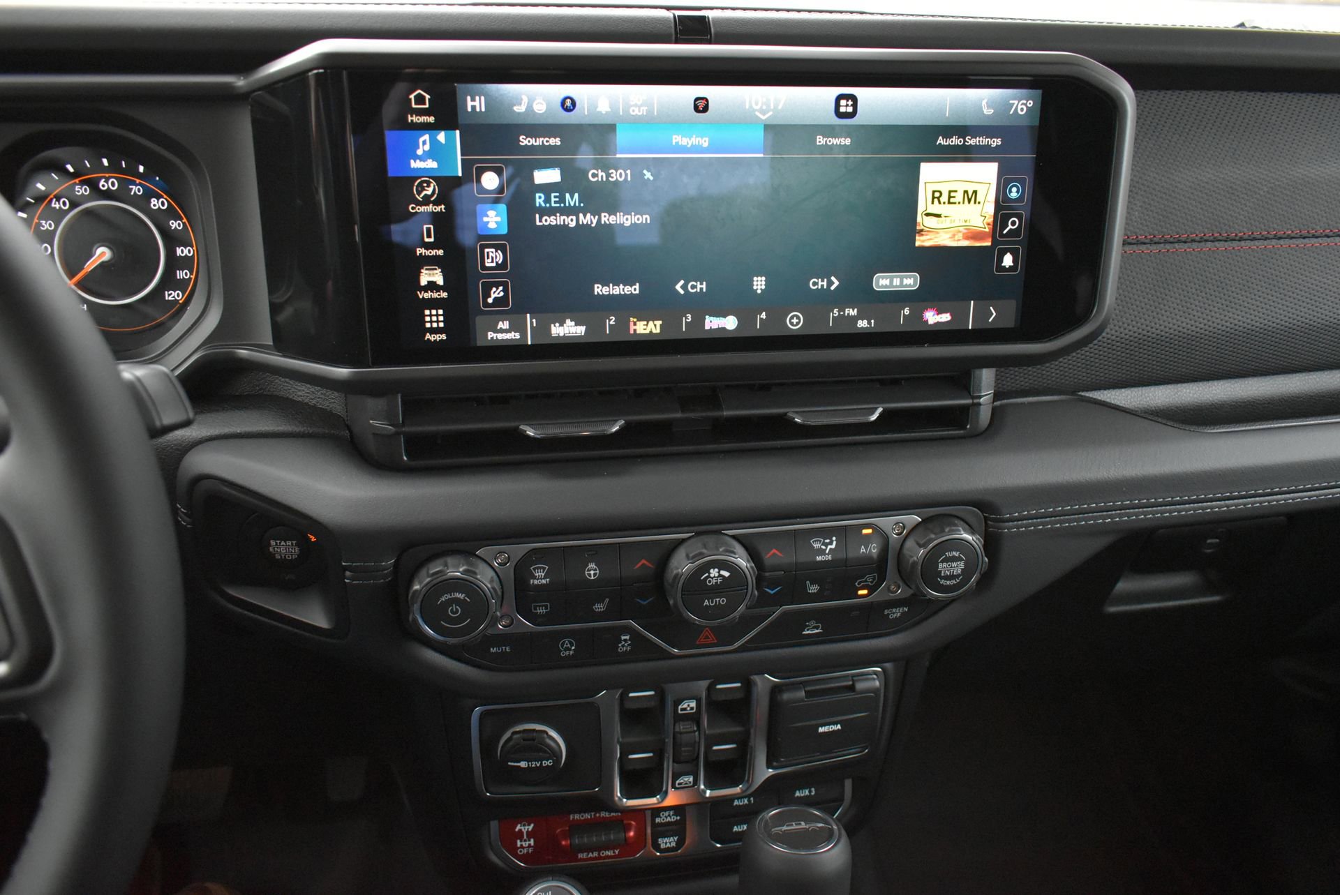 New 2026 Jeep Gladiator Rubicon w/ Steel Power Dome Hood Package image 26