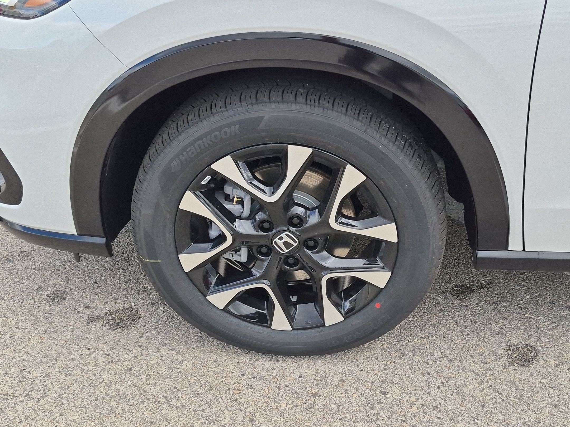 New 2027 Honda HR-V EX-L image 16
