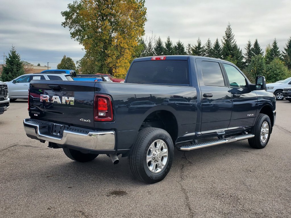 Used 2026 RAM 2500 Big Horn AWD/4WD image 4
