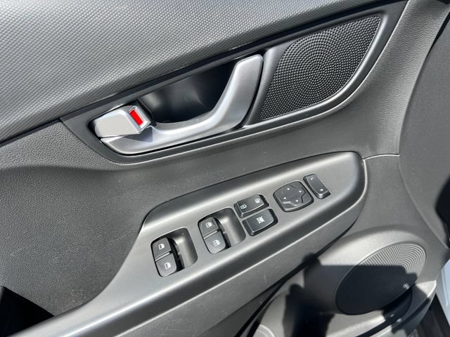 Used 2022 Hyundai Kona SEL w/ Convenience Package AWD/4WD image 30