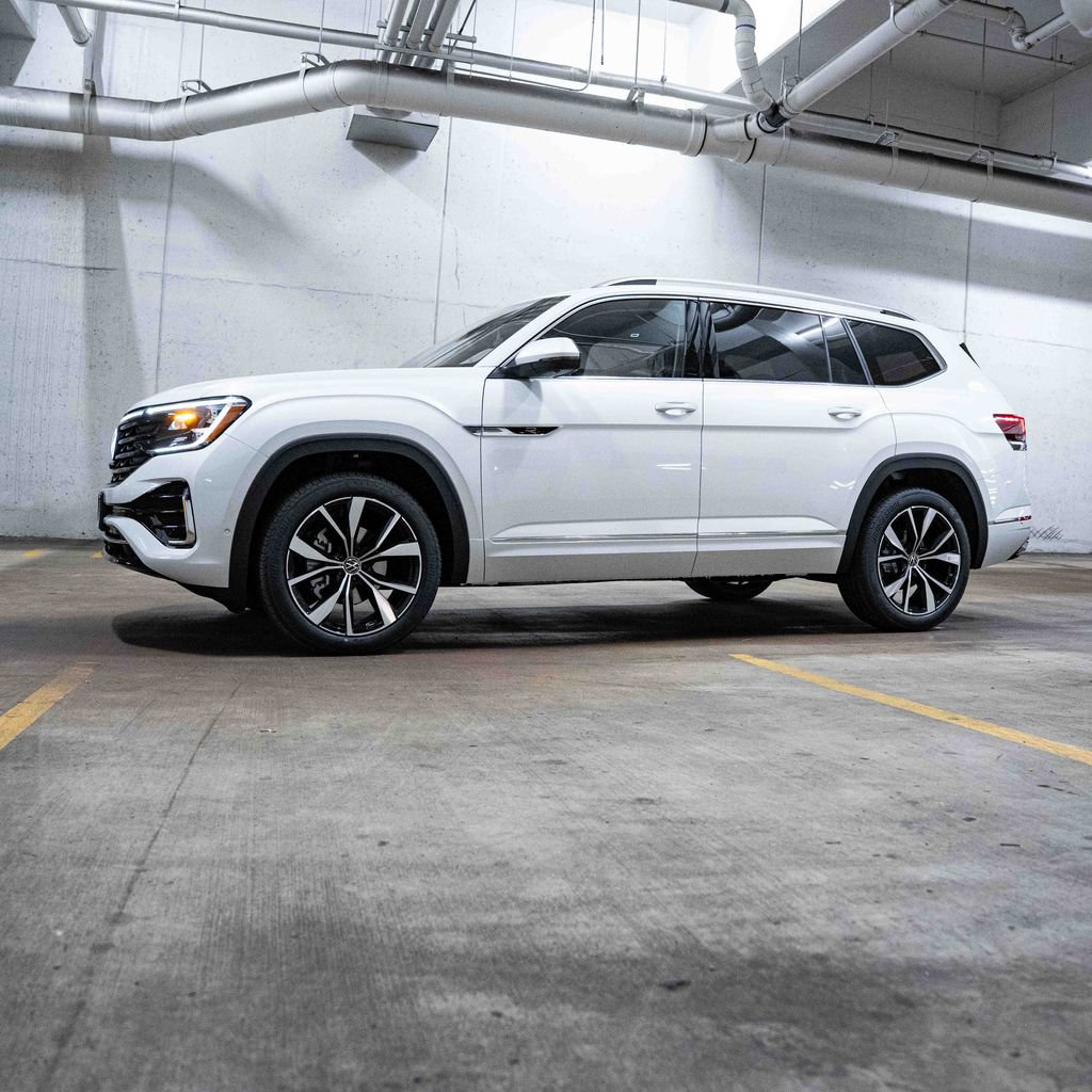 New 2026 Volkswagen Atlas SEL Premium R-Line AWD/4WD image 3