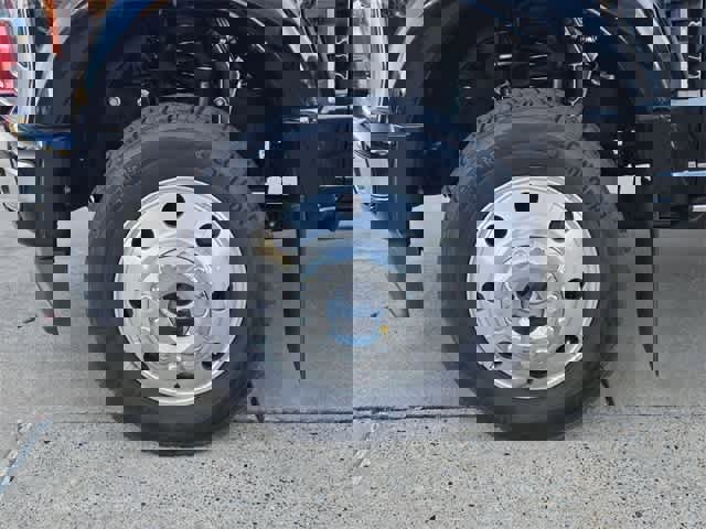 Used 2024 Ford F450 Limited w/ FX4 Off-Road Package image 13