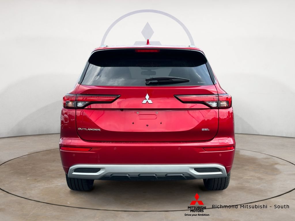 Used 2023 Mitsubishi Outlander SE AWD/4WD image 4