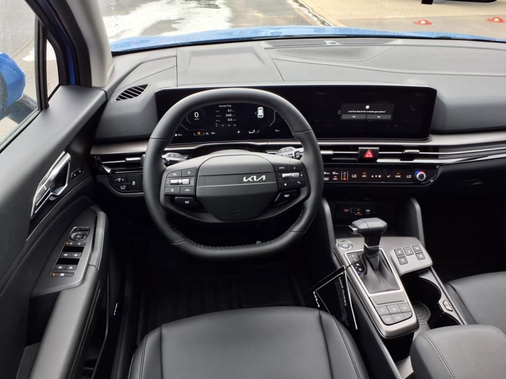 New 2026 Kia Sportage SX image 13