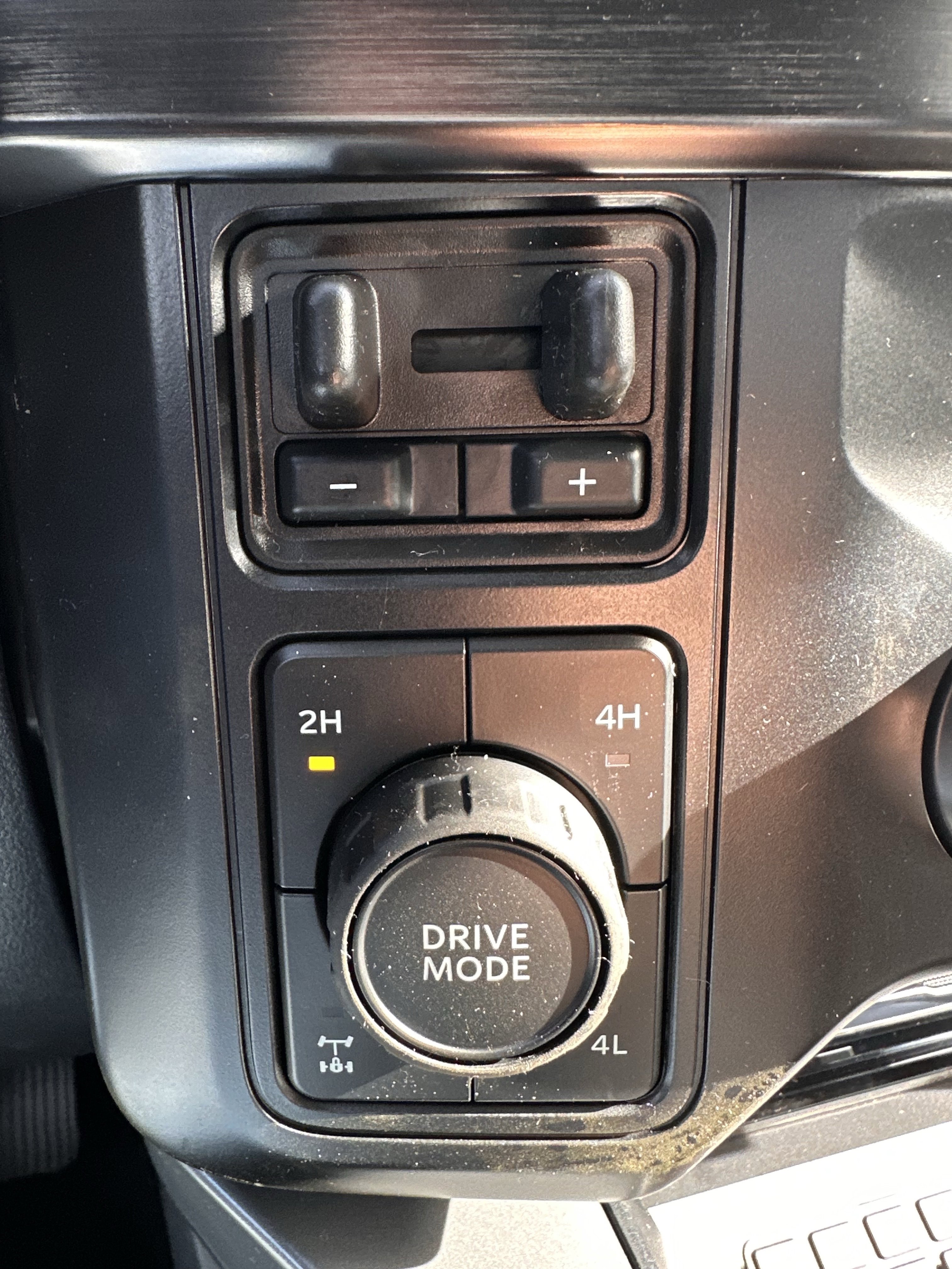 New 2026 Ford F250 Lariat w/ Black Appearance Package image 20