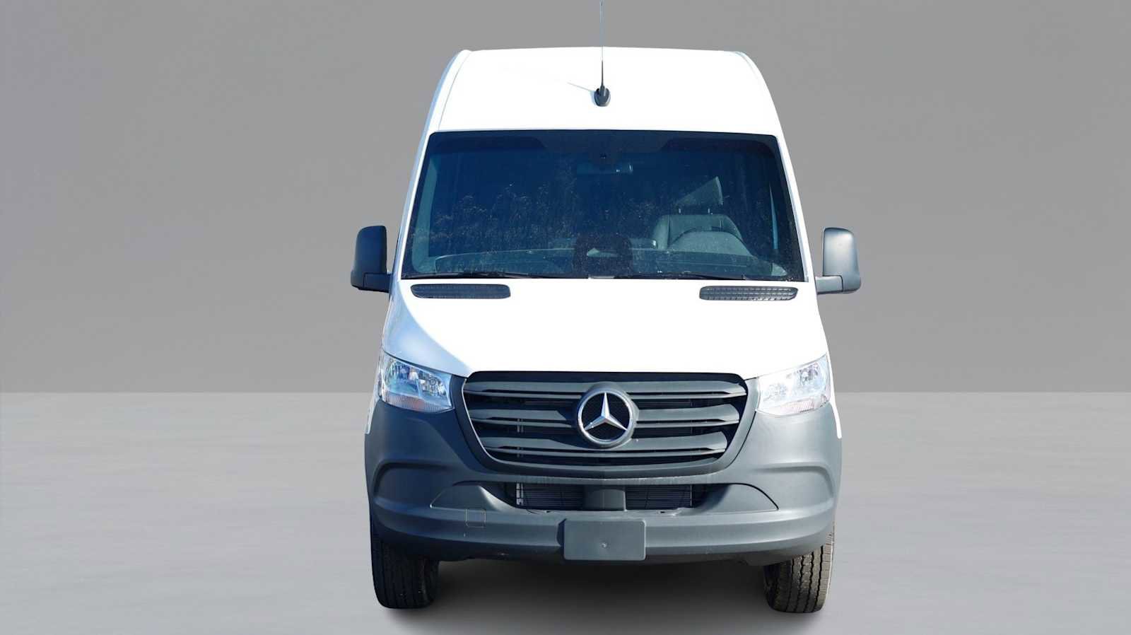 New 2025 Mercedes-Benz Sprinter 2500 image 2