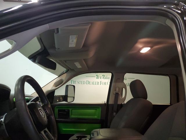 Used 2016 RAM 2500 Tradesman w/ Chrome Appearance Group image 22