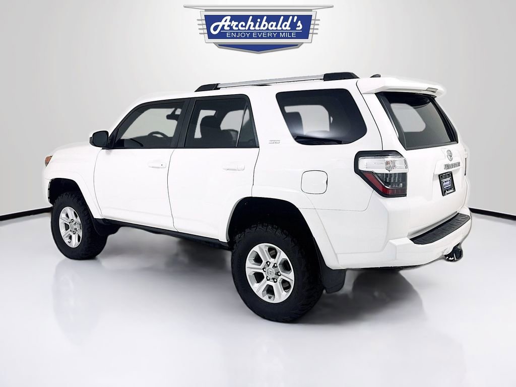 Used 2019 Toyota 4Runner SR5 image 11