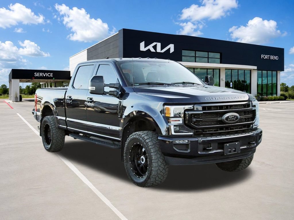 Used 2022 Ford F250 Lariat w/ Black Appearance Package AWD/4WD image 3