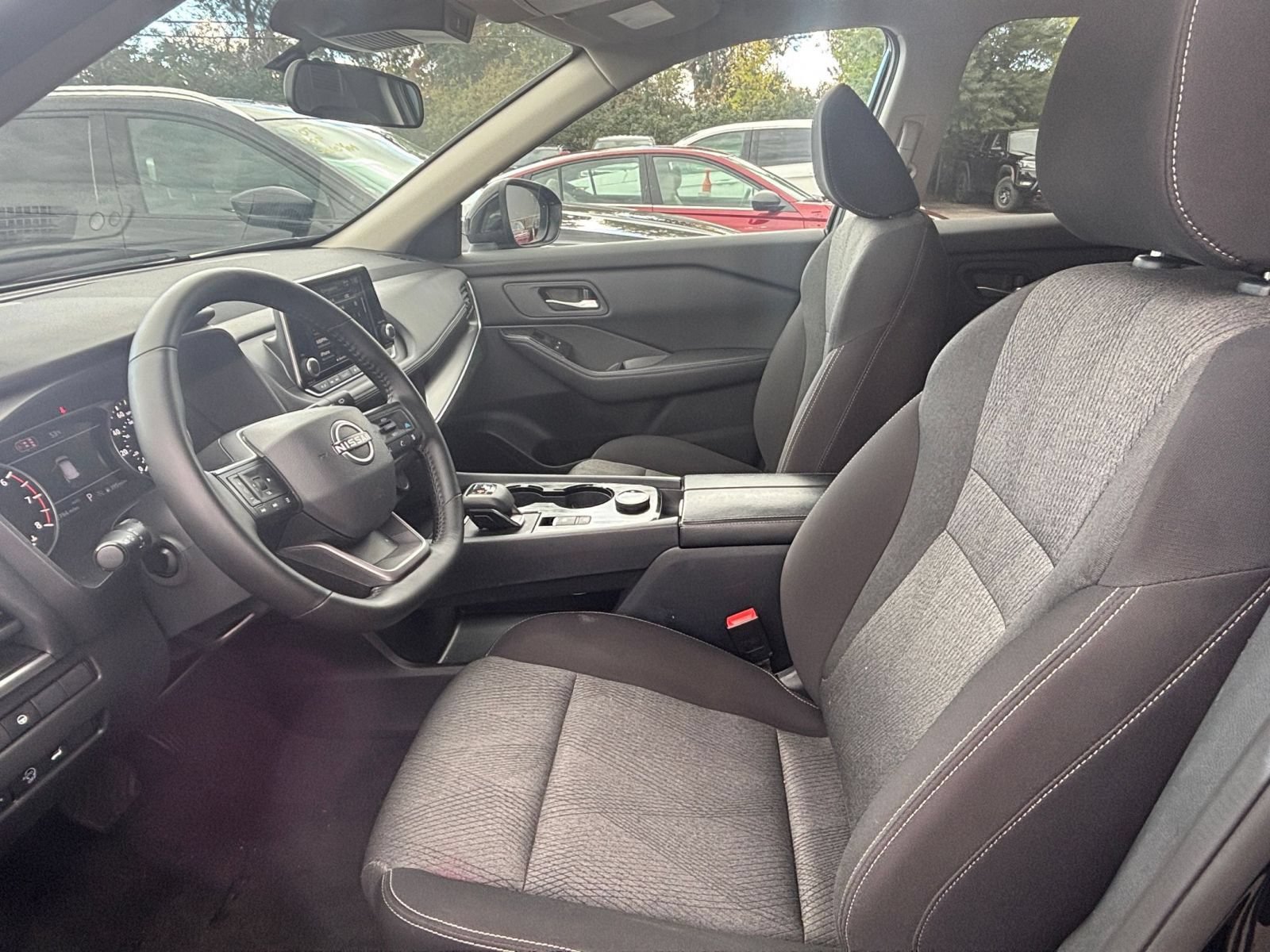 Used 2026 Nissan Rogue SV AWD/4WD image 26