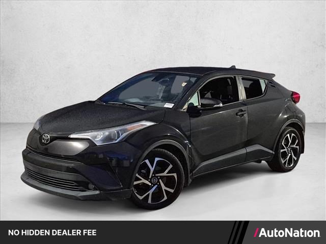 Used 2018 Toyota C-HR XLE FWD image 1