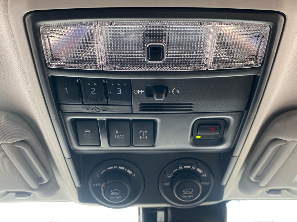 Used 2024 Toyota 4Runner TRD Off-Road Premium image 20