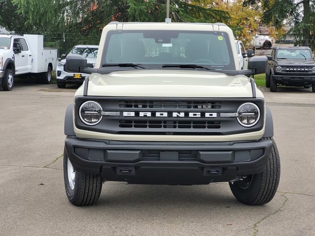 New 2025 Ford Bronco 4-Door AWD/4WD image 3
