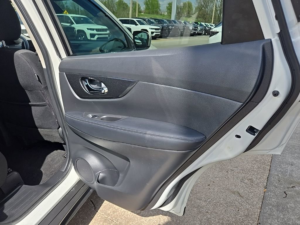 Used 2020 Nissan Rogue SV AWD/4WD image 69
