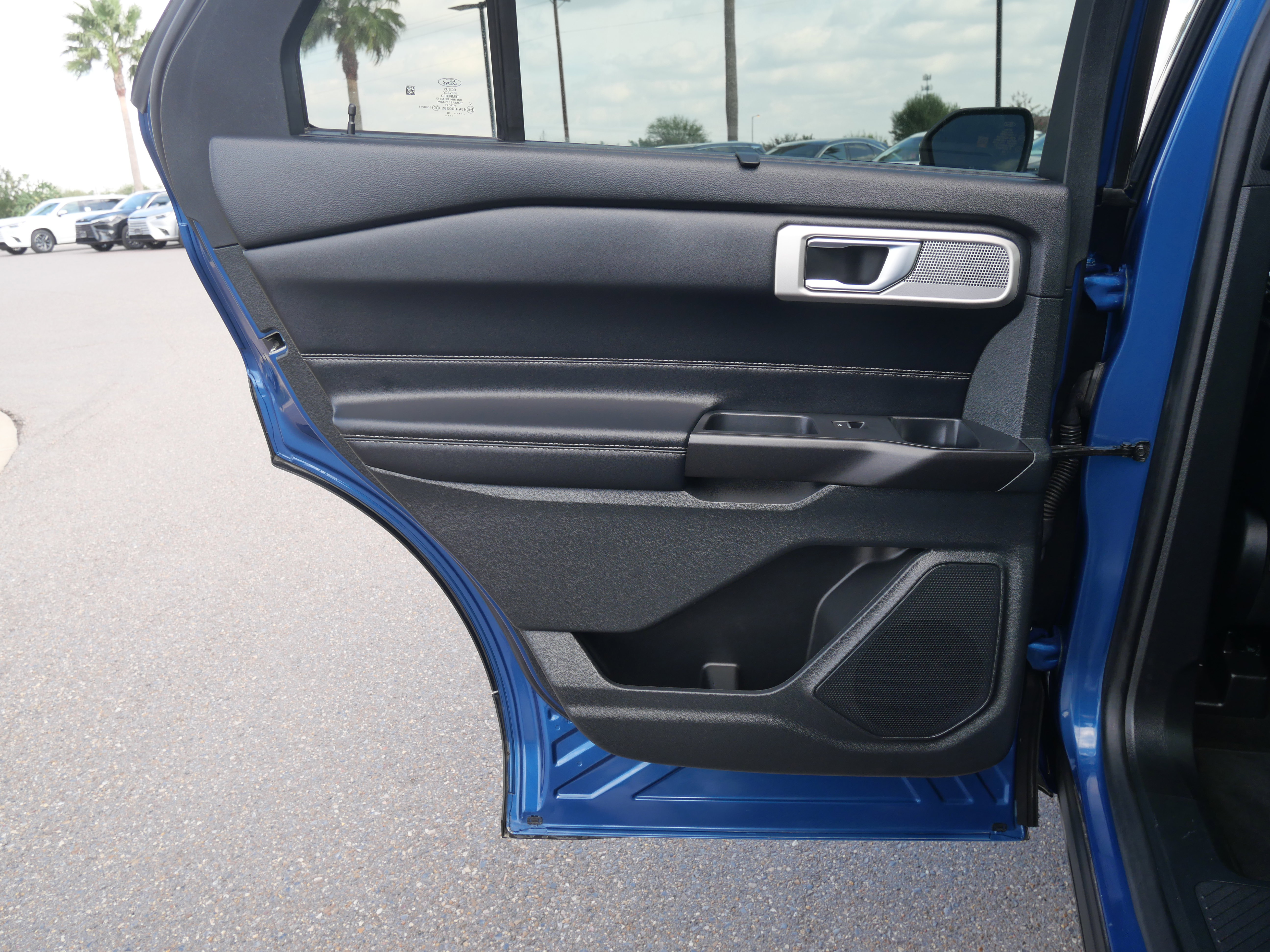 Used 2020 Ford Explorer Limited image 10