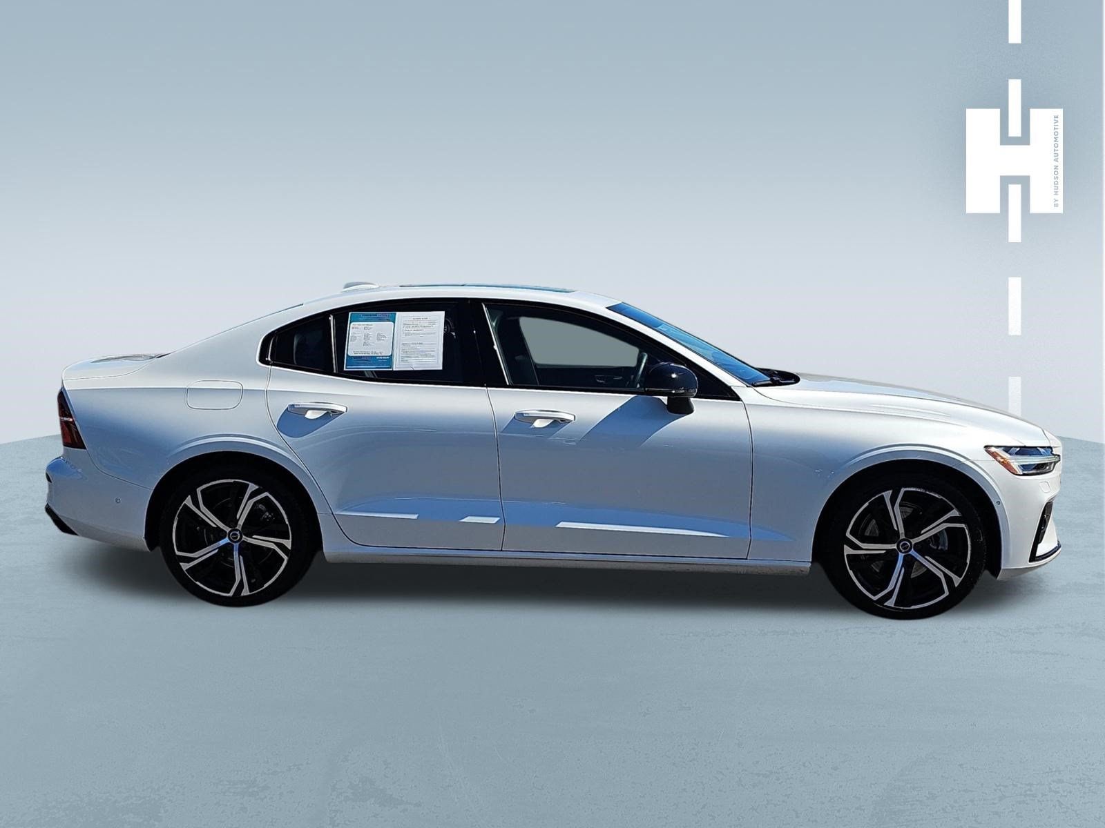 Used 2024 Volvo S60 B5 Ultimate w/ Climate Package AWD/4WD image 3