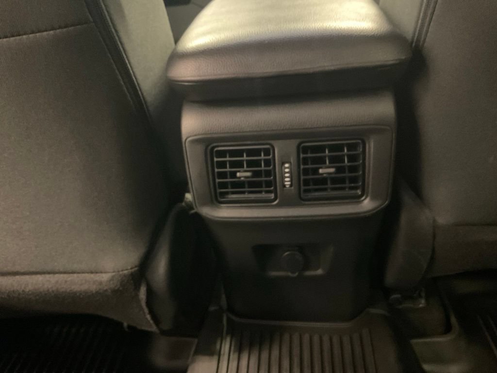 Used 2023 Toyota RAV4 LE AWD/4WD image 36
