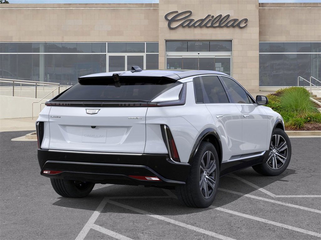 New 2026 Cadillac Lyriq Luxury image 4