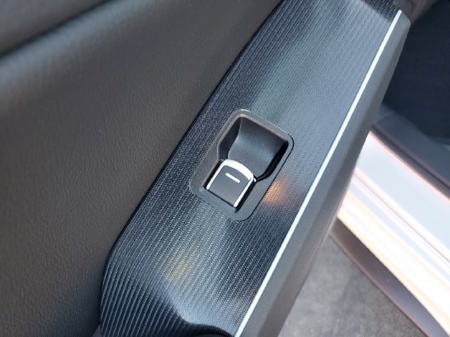 Certified 2025 Honda Civic Sport Touring image 17