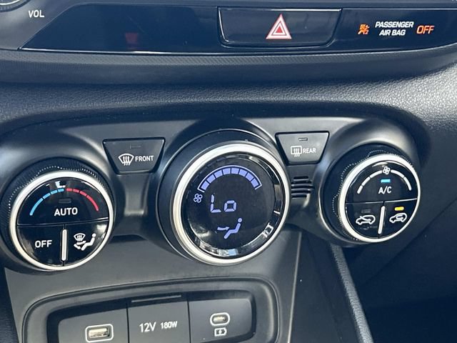 Certified 2024 Hyundai Venue SEL FWD image 29
