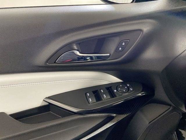 Used 2024 Chevrolet Trax LT w/ Driver Confidence Package FWD image 30