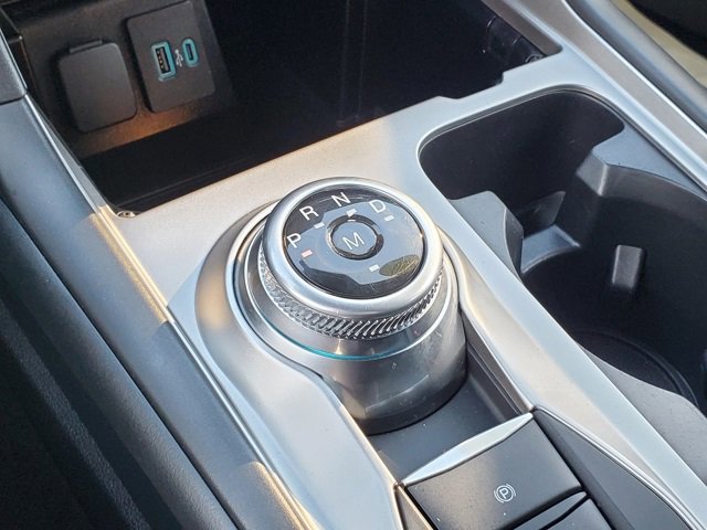 Used 2020 Ford Explorer XLT image 23